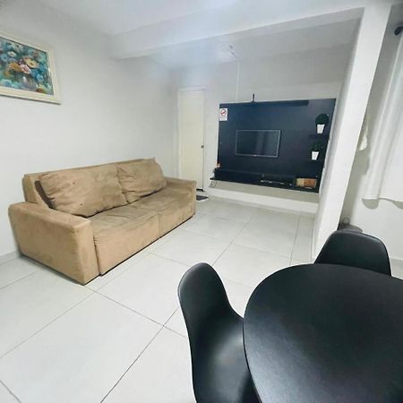 Casa Fundos Eco City 03 Simples E Confortavel Com 2 Quartos E Garagem 쿠리치바 외부 사진