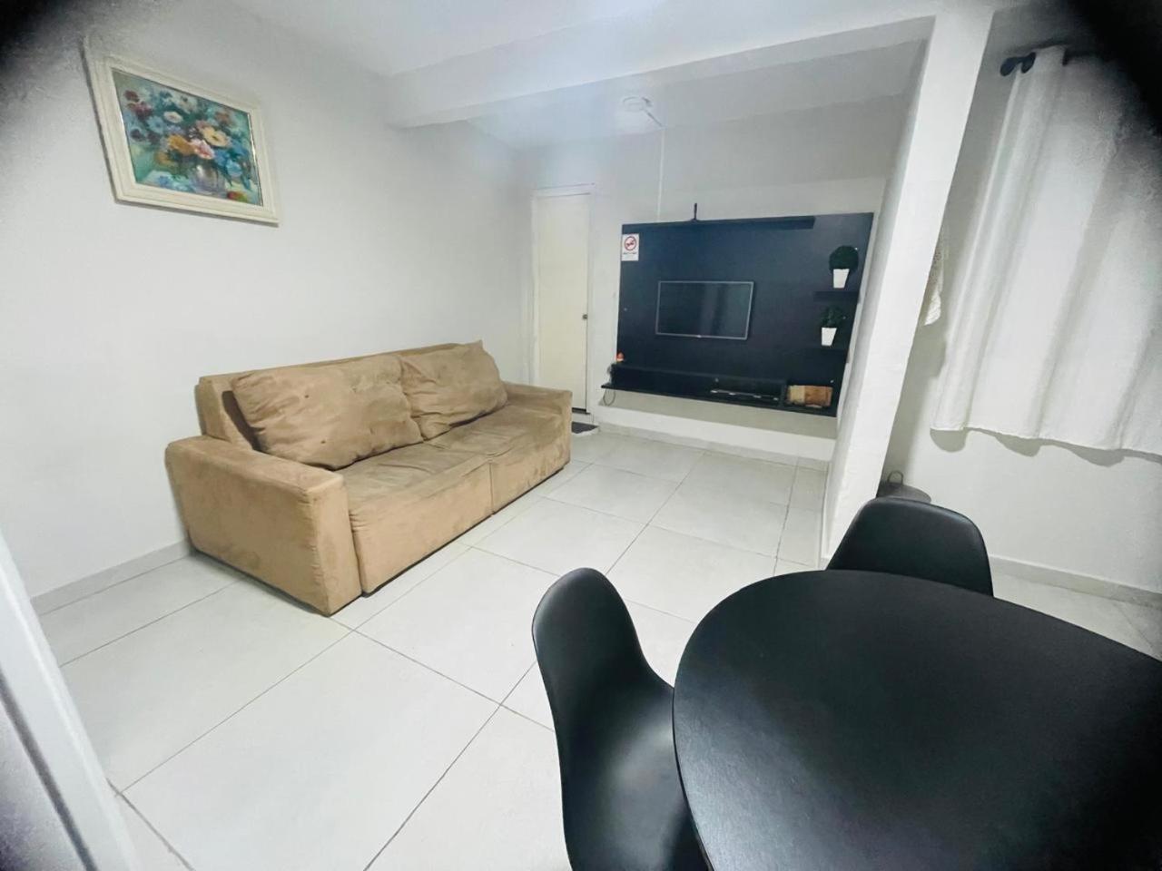 Casa Fundos Eco City 03 Simples E Confortavel Com 2 Quartos E Garagem 쿠리치바 외부 사진
